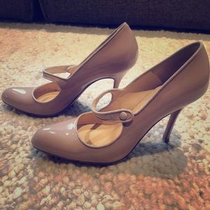 Manolo blahnik Mary Jane patent leather pump